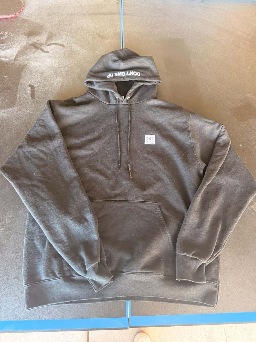 Champion Kiss The Fire Don't Give Up Hoodie Size Large